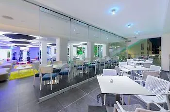 Tasia Maris Oasis 3*