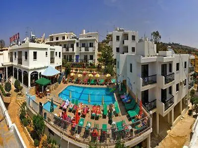 Tasia Maris Oasis 3*