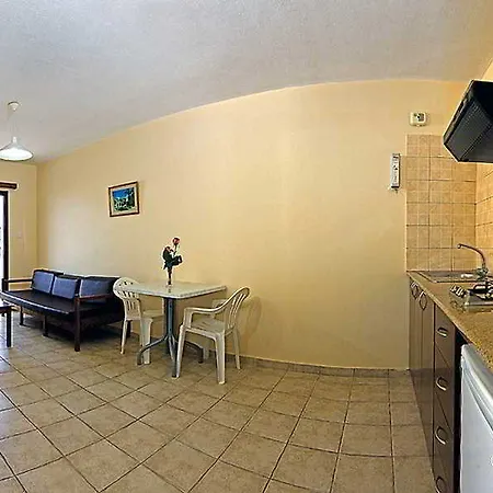 Tasia Maris Oasis 3*